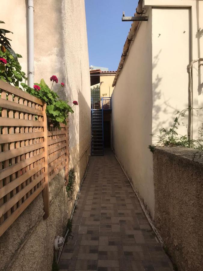 Cozy One-Bedroom Apartment In Halepa, Chania Chania  Bagian luar foto