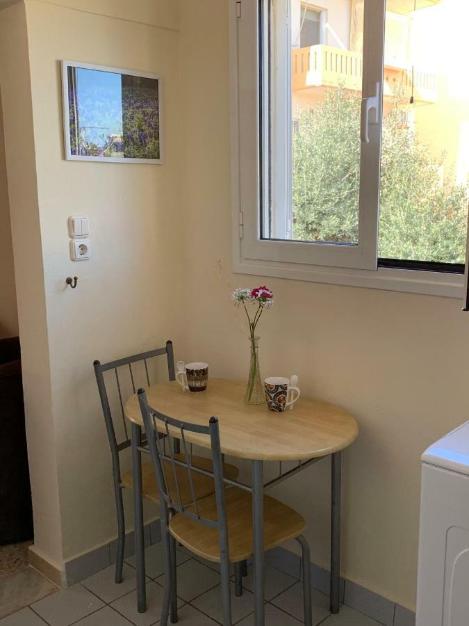 Cozy One-Bedroom Apartment In Halepa, Chania Chania  Bagian luar foto
